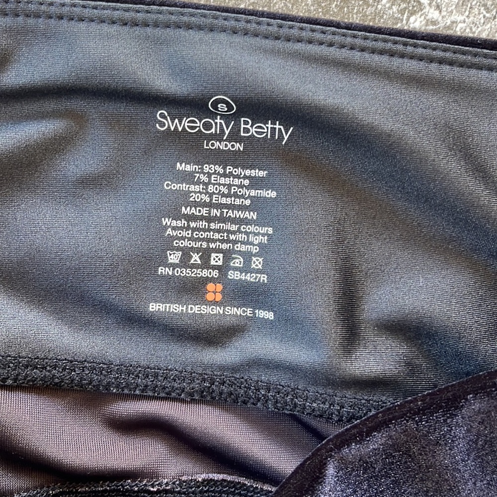 🖤 Sweaty Betty London Opulence velvet side strip faux leather black size small - Picture 8 of 10